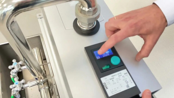 Насос для повышения давления Wilo HiMulti 5 45